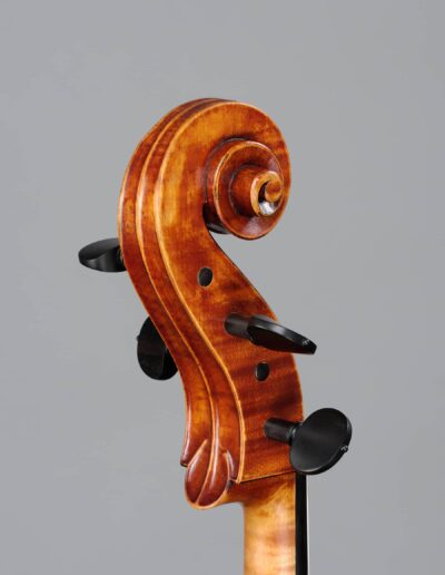 Violoncelle inspiré d'Antonio Stradivari réalisé en 2022