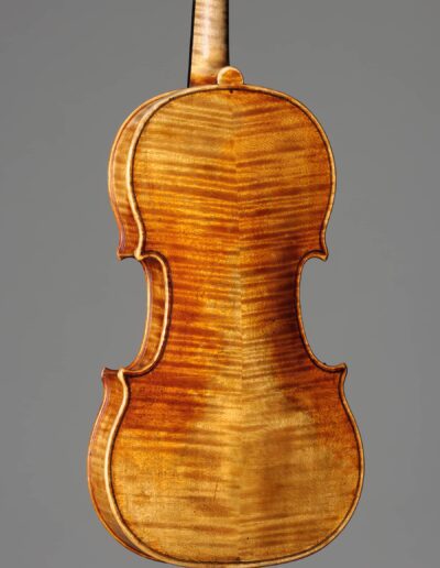 Violin inspired by Antonio Stradivari made in 2020
