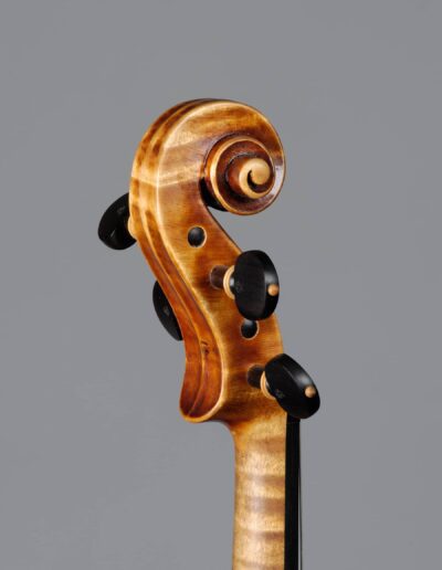 Violon inspiré d'Antonio Stradivari réalisé en 2020